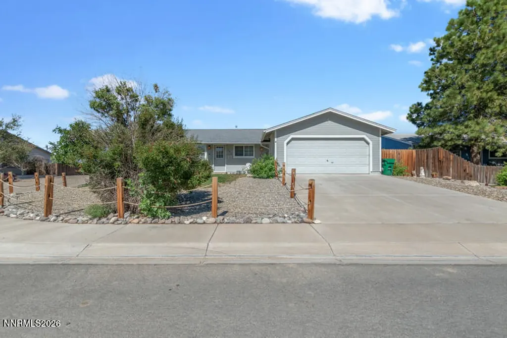 561 Yellow Jacket Dayton NV 89403