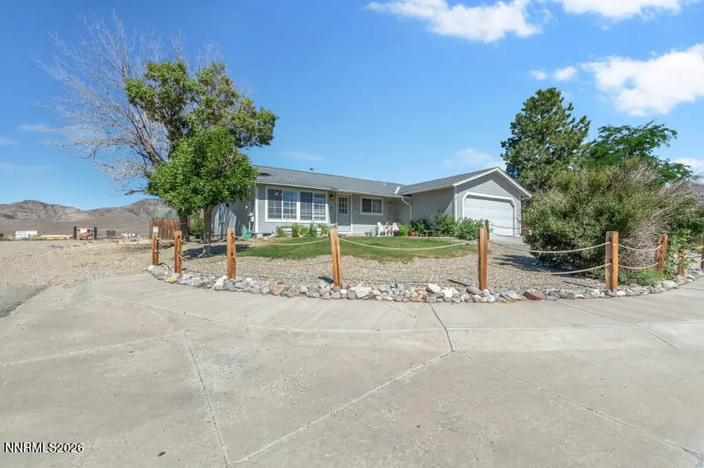 561 Yellow Jacket Dayton NV 89403
