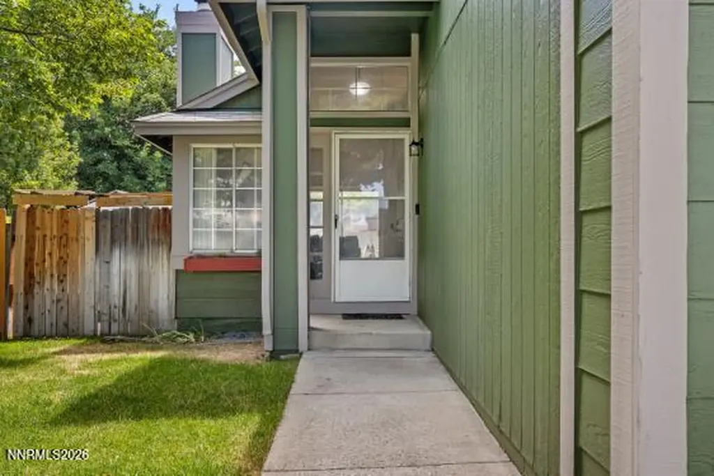 2720 Pajaro Reno NV 89502