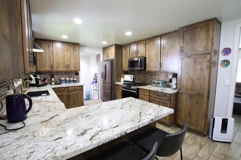 103 California Yerington NV 89447