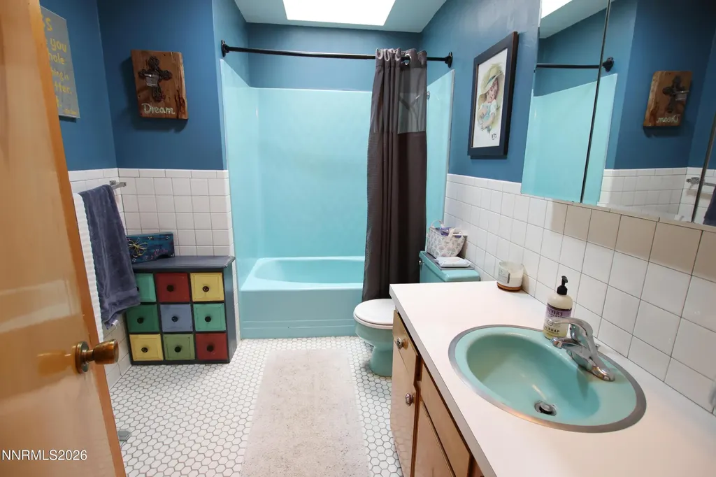 103 California Yerington NV 89447