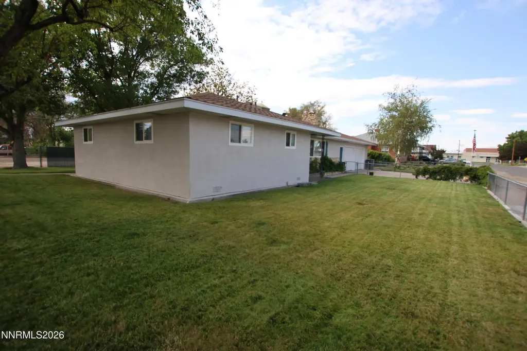 103 California Yerington NV 89447