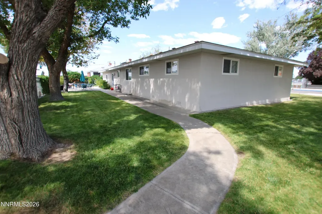 103 California Yerington NV 89447