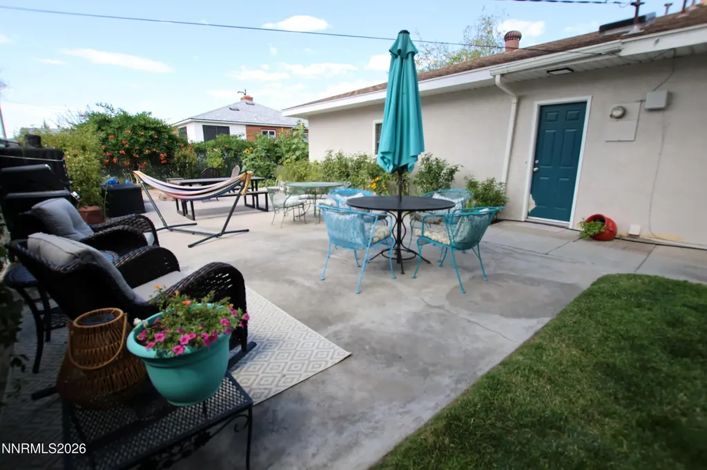 103 California Yerington NV 89447
