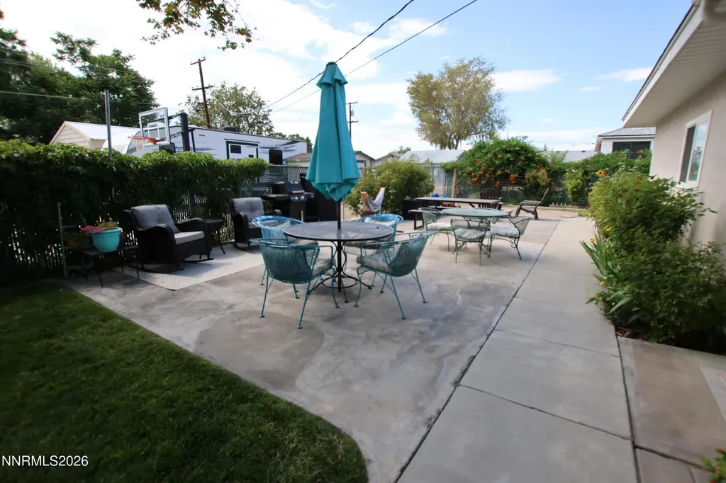 103 California Yerington NV 89447
