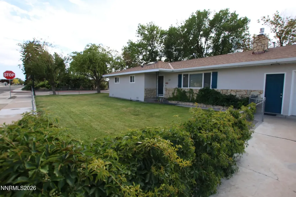 103 California Yerington NV 89447
