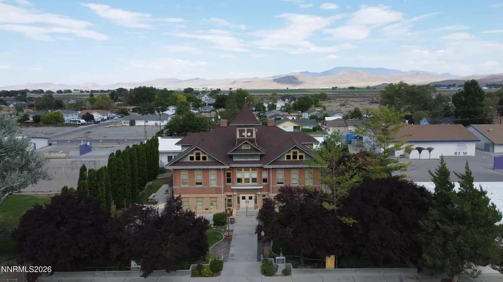 103 California Yerington NV 89447