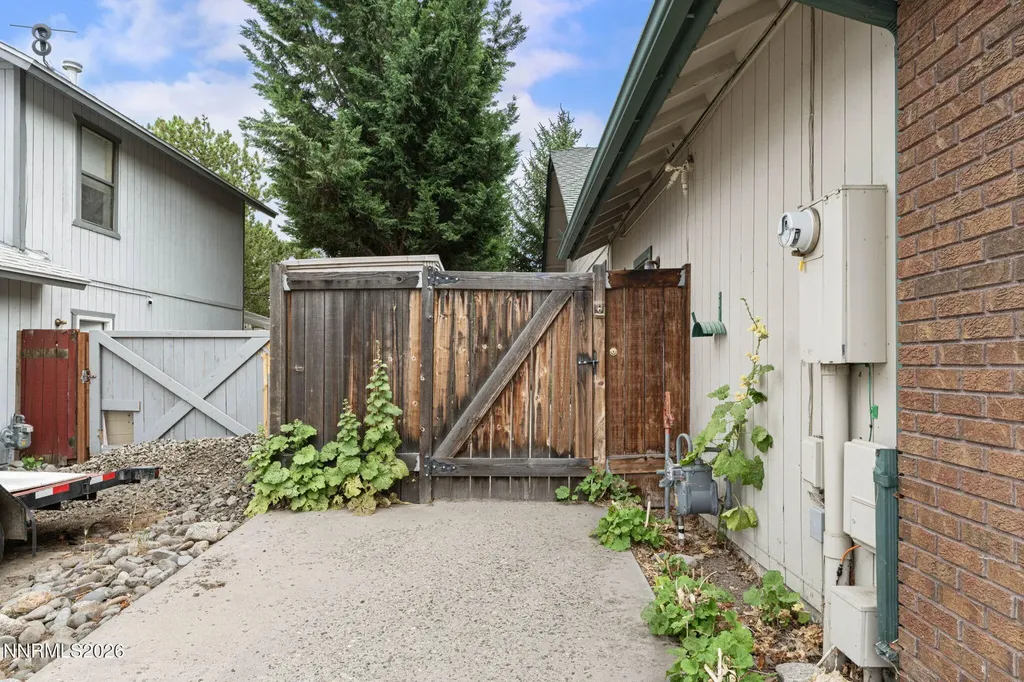 1165 Winnie Carson City NV 89703