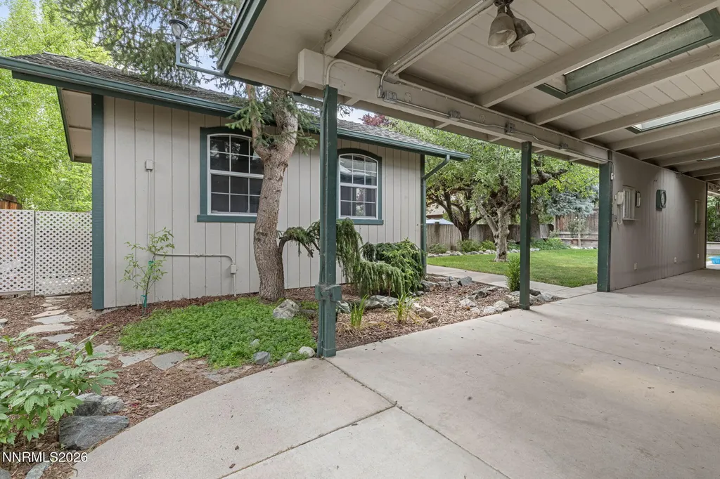 1165 Winnie Carson City NV 89703