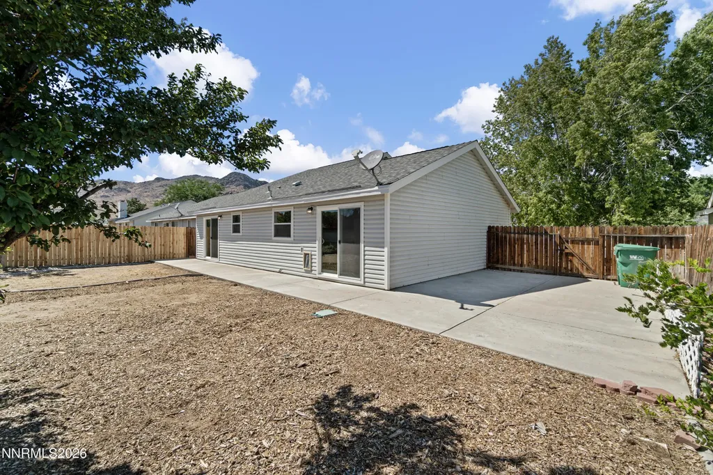 407 Sheep Camp Dayton NV 89403