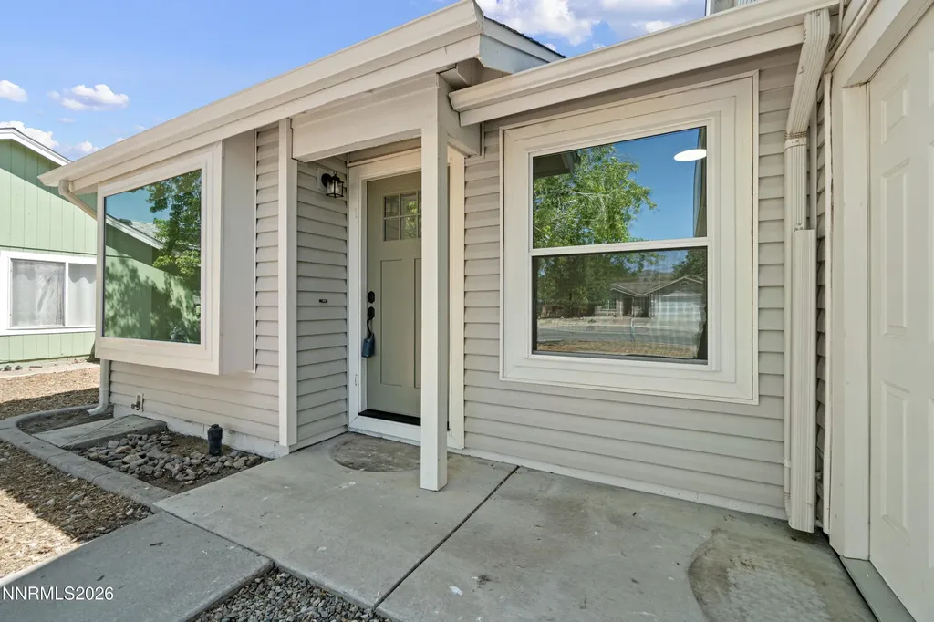 407 Sheep Camp Dayton NV 89403
