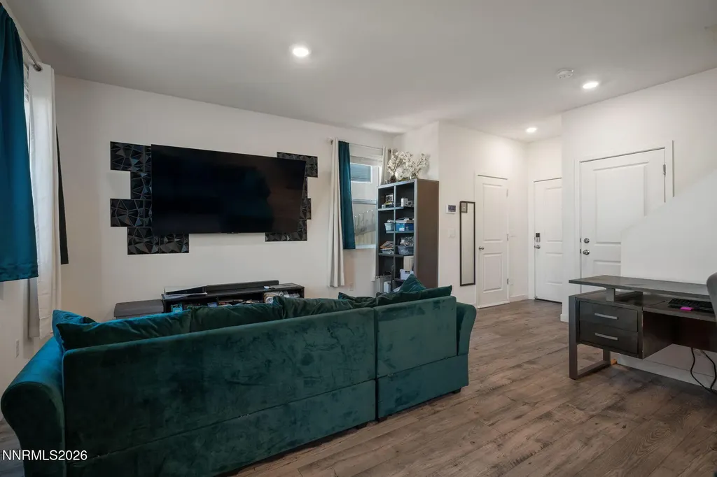 8855 Sky Wind Reno NV 89506