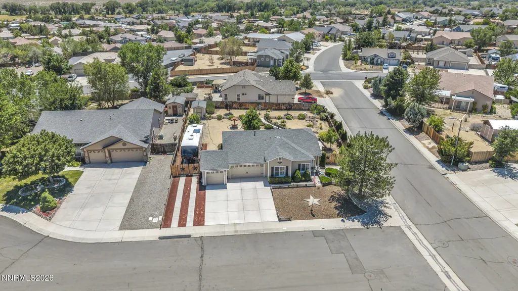 801 Autumn Dayton NV 89403