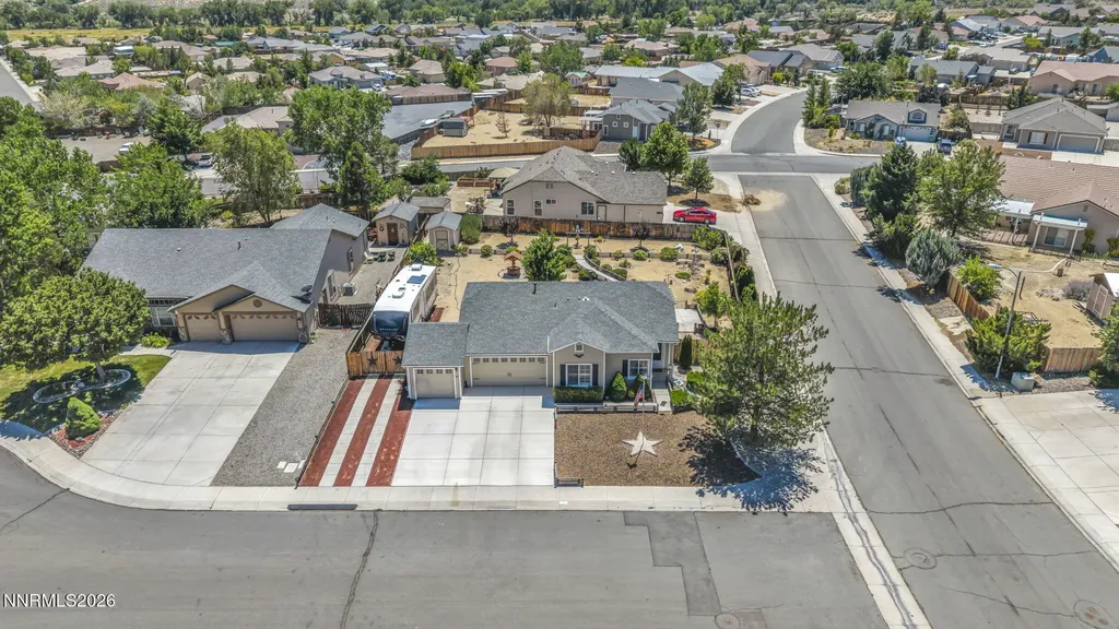801 Autumn Dayton NV 89403