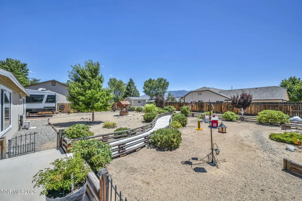 801 Autumn Dayton NV 89403