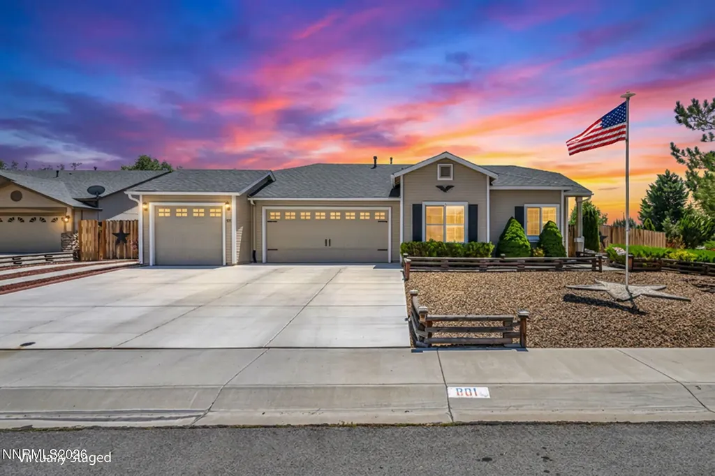 801 Autumn Dayton NV 89403