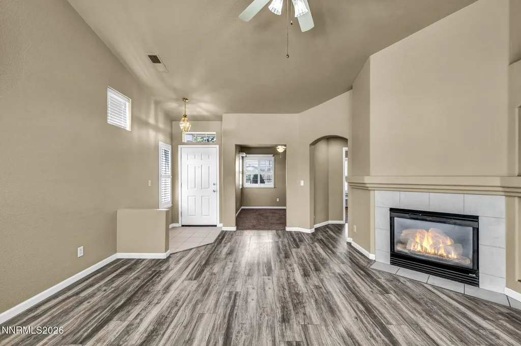 801 Autumn Dayton NV 89403