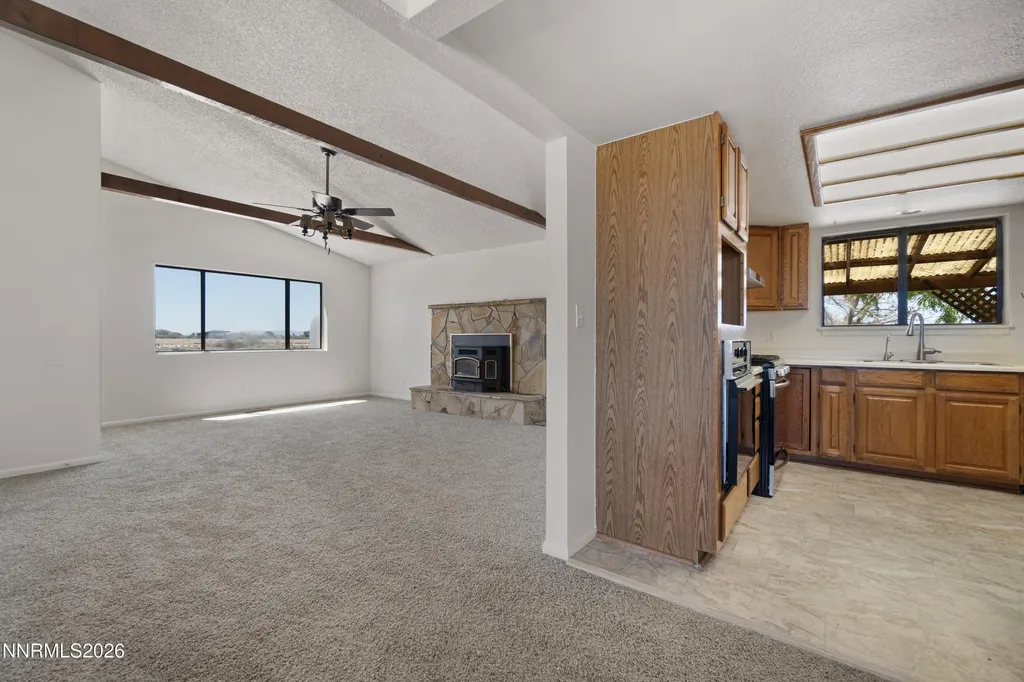 3250 Tarzyn Fallon NV 89406