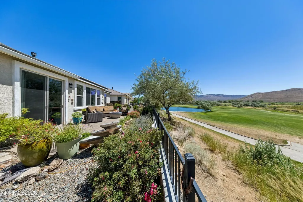3575 Long Minden NV 89423