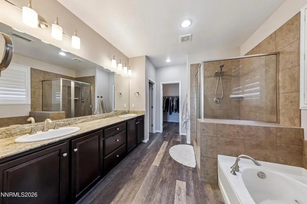 3575 Long Minden NV 89423