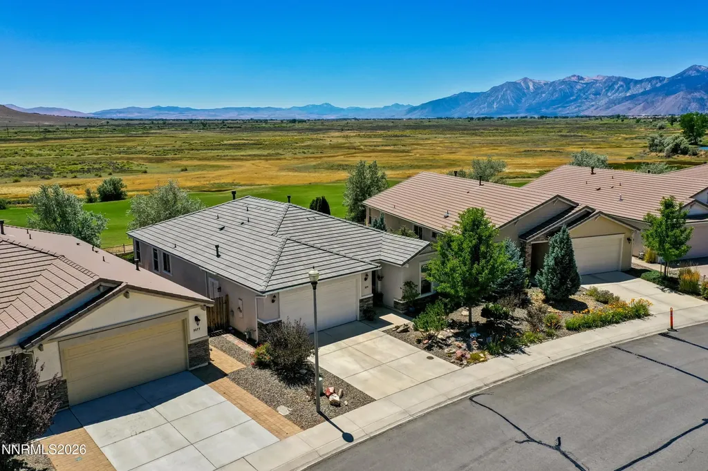3575 Long Minden NV 89423