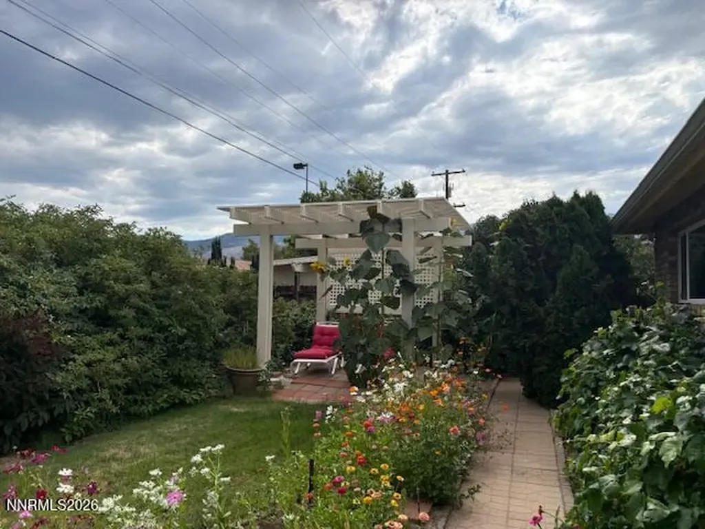 605 Ivy Carson City NV 89703