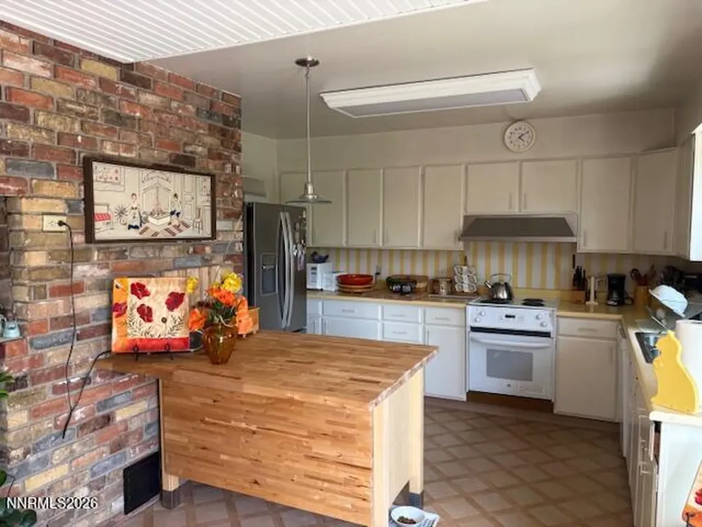 605 Ivy Carson City NV 89703