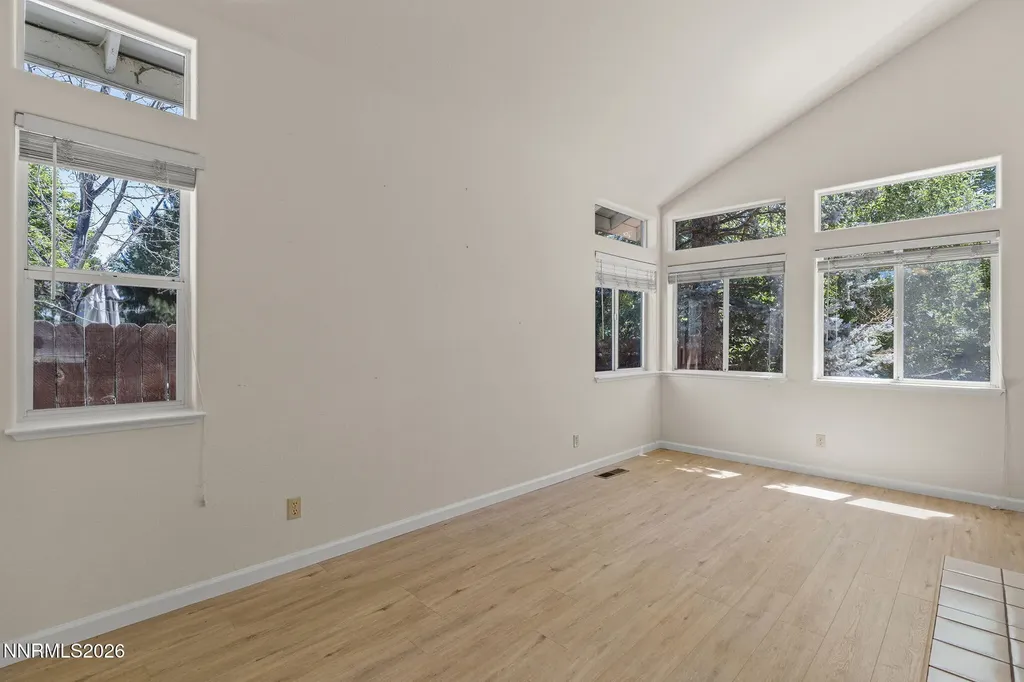 7591 Whimbleton Reno NV 89511