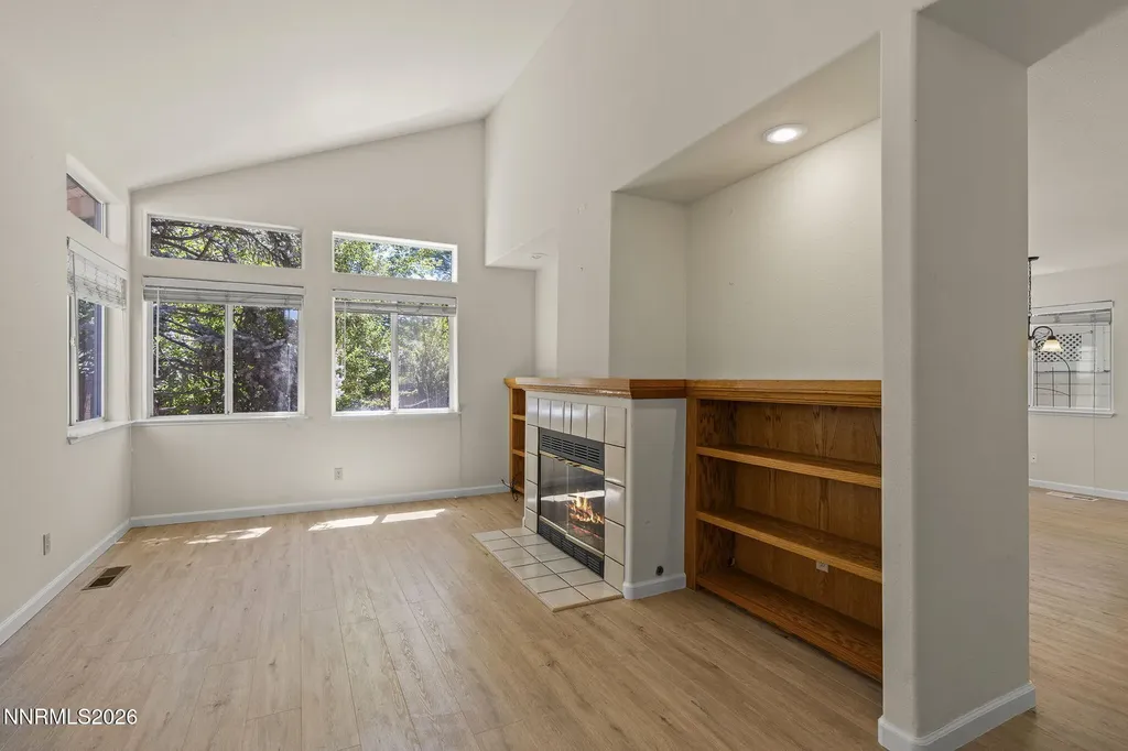 7591 Whimbleton Reno NV 89511