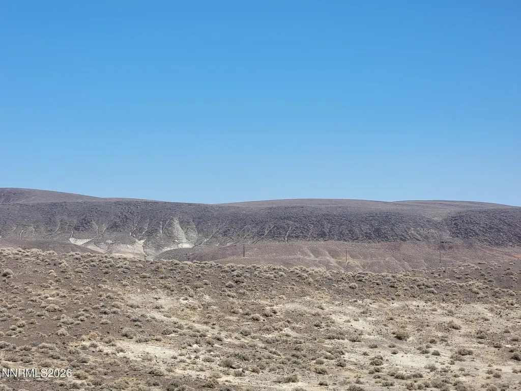 Apn 015-222-03 Silver Springs NV 89429