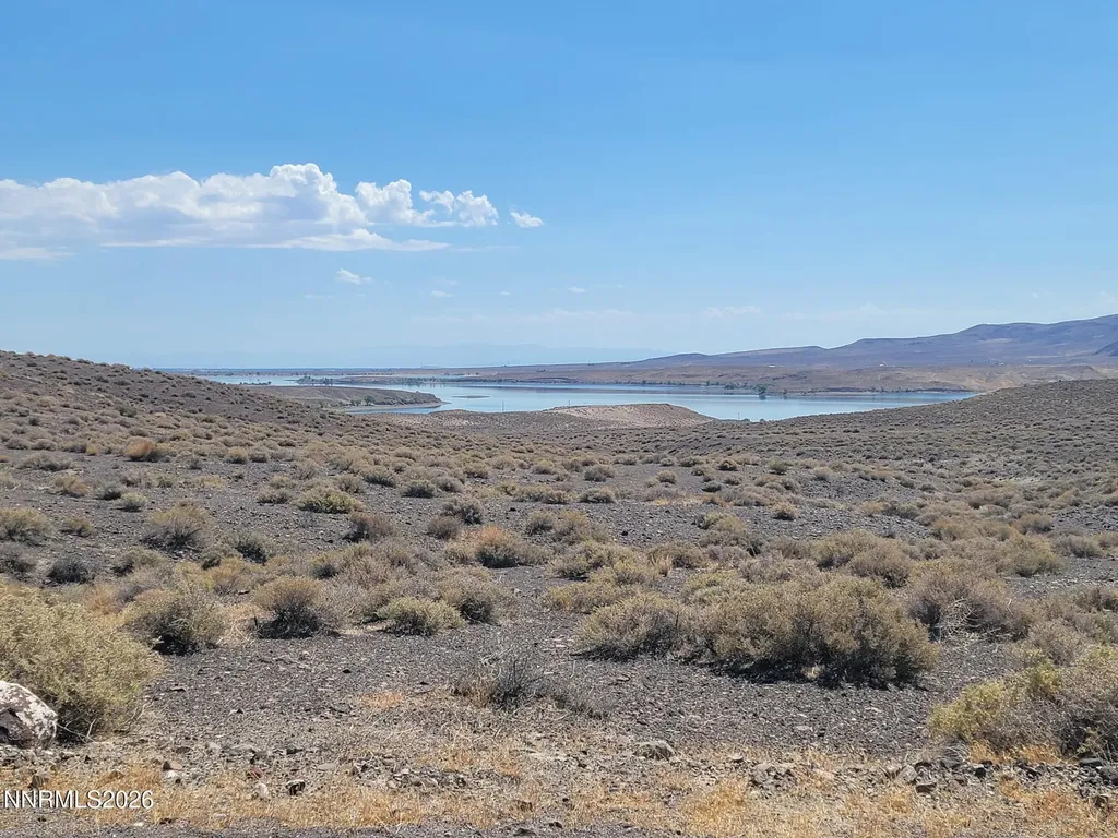 Apn 015-222-03 Silver Springs NV 89429
