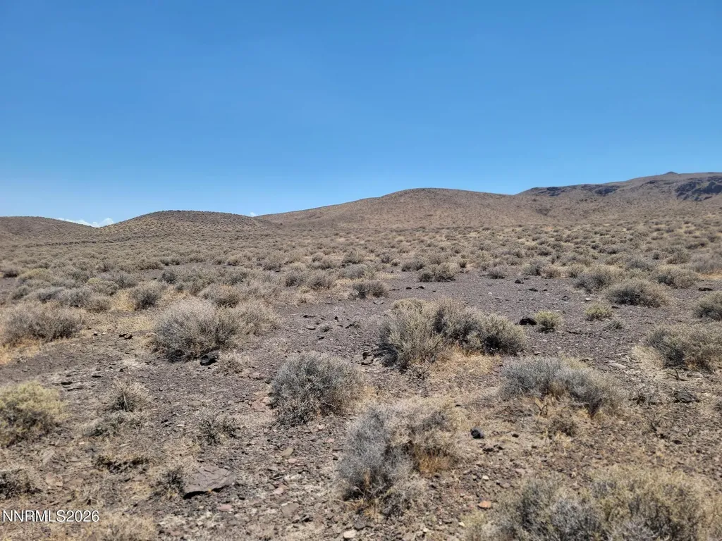 Apn 015-222-03 Silver Springs NV 89429