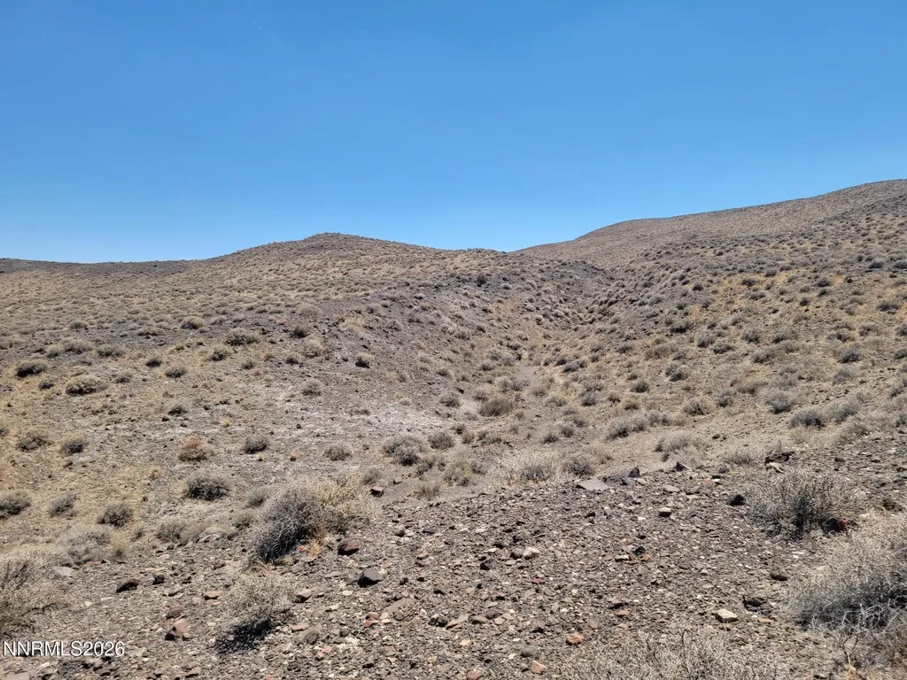 Apn 015-222-03 Silver Springs NV 89429