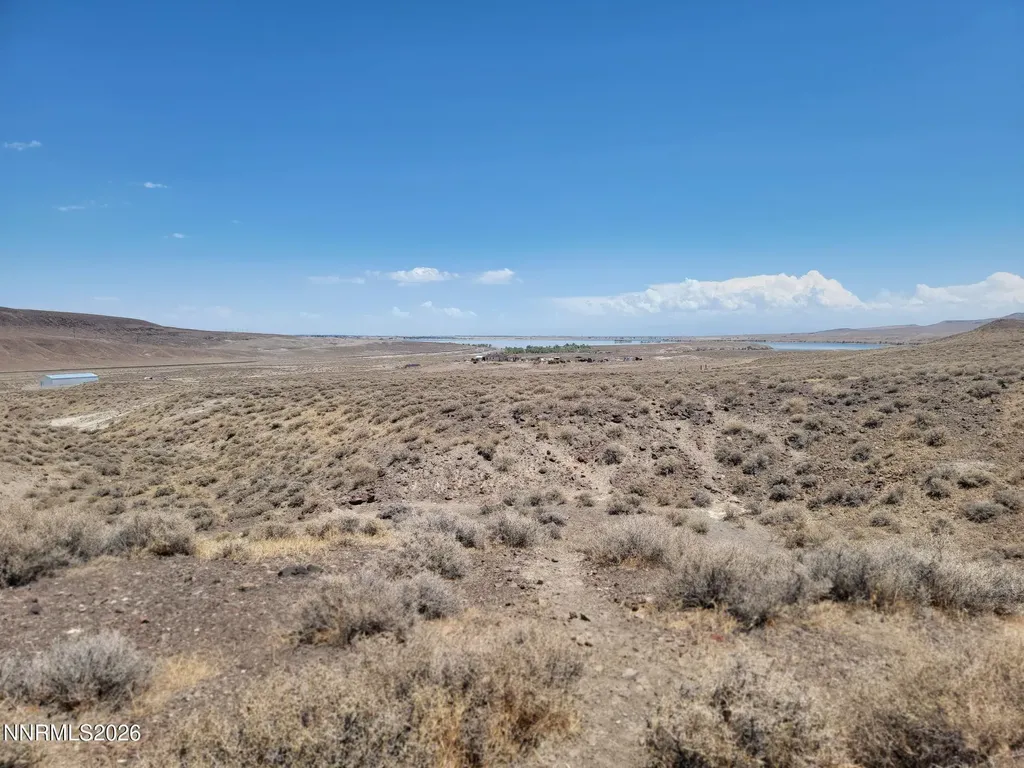 Apn 015-222-03 Silver Springs NV 89429