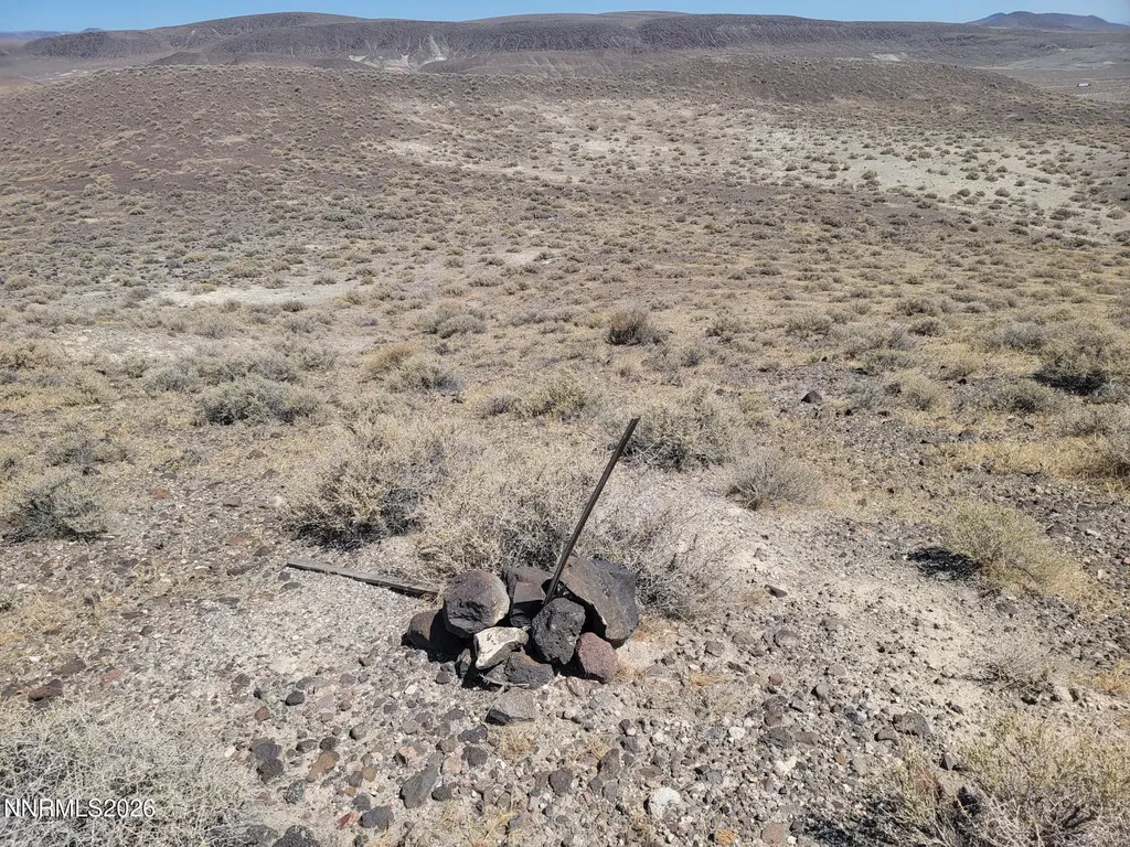 Apn 015-222-03 Silver Springs NV 89429