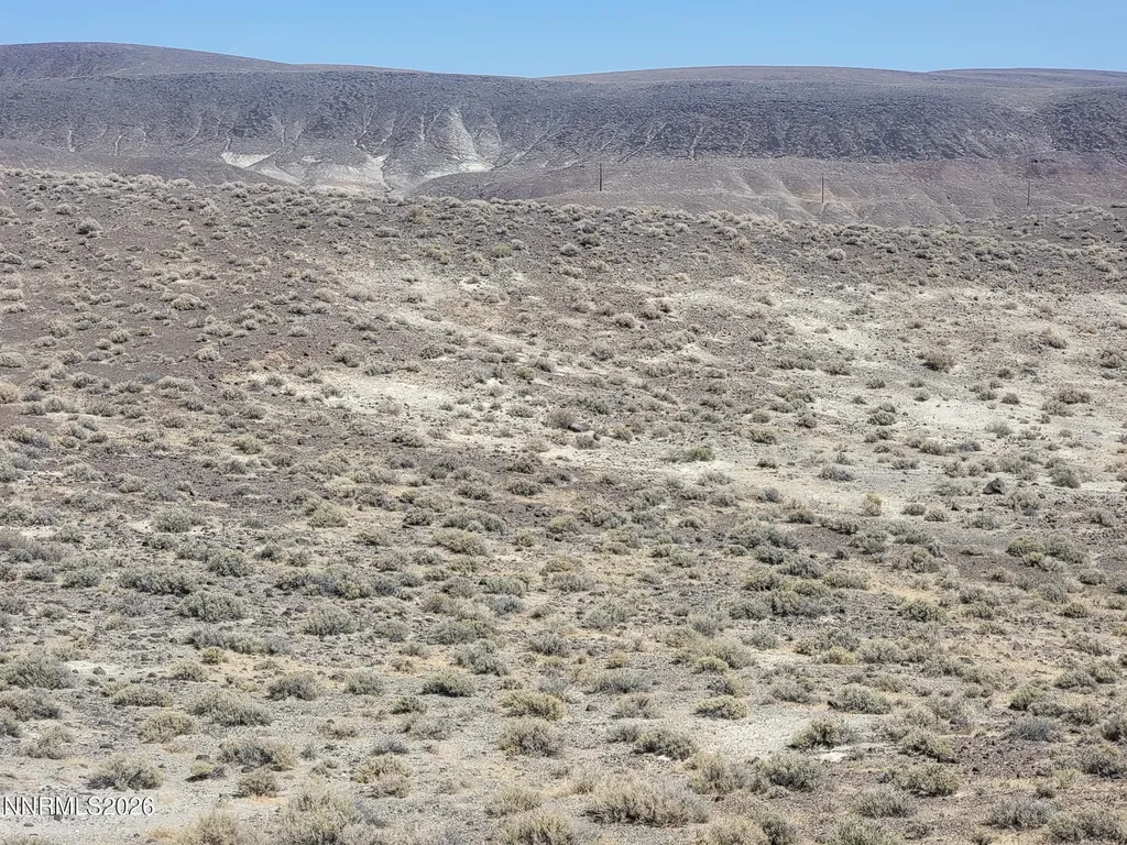 Apn 015-222-03 Silver Springs NV 89429