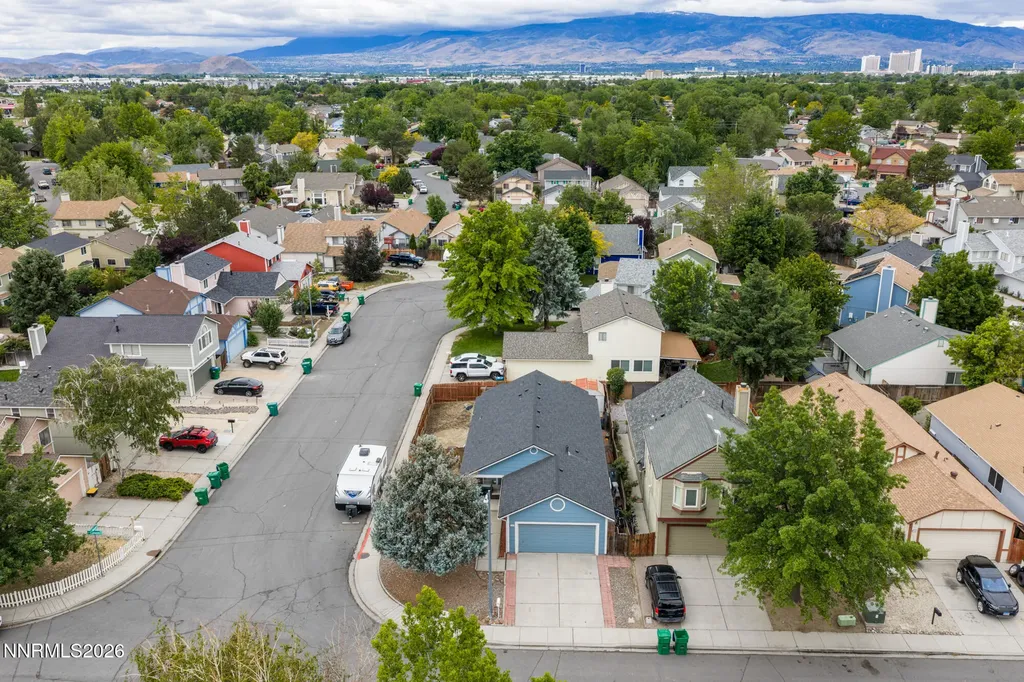 1717 Bluehaven Sparks NV 89434