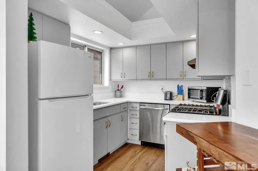 2602 Betsy Sparks NV 89431