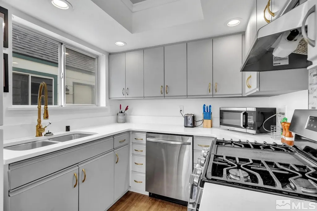 2602 Betsy Sparks NV 89431