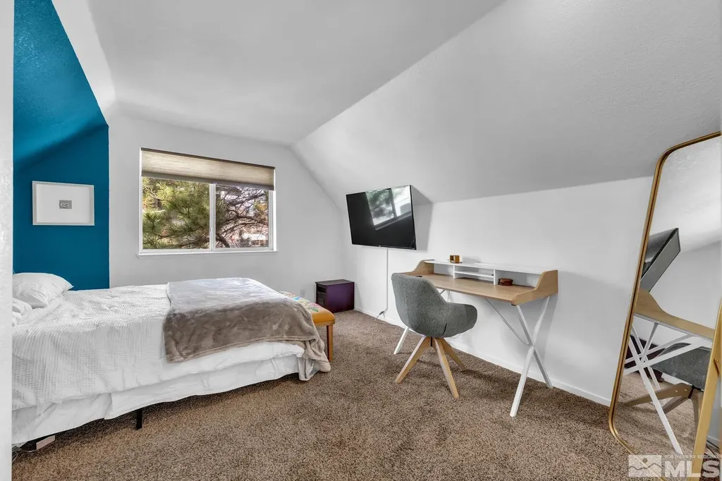 2602 Betsy Sparks NV 89431