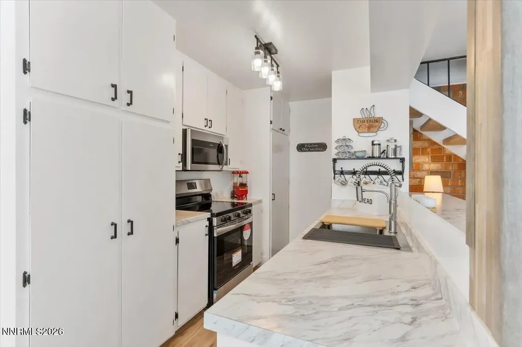 4951 Neil Reno NV 89502