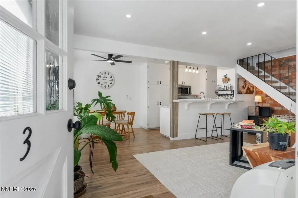4951 Neil Reno NV 89502