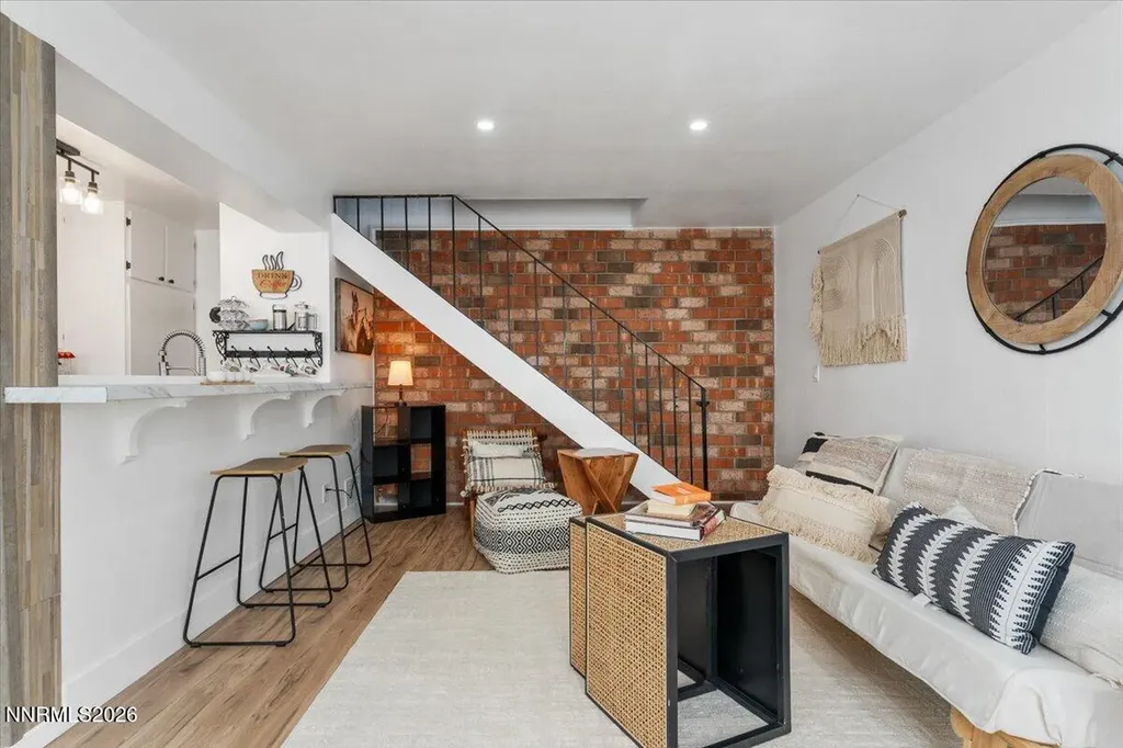 4951 Neil Reno NV 89502