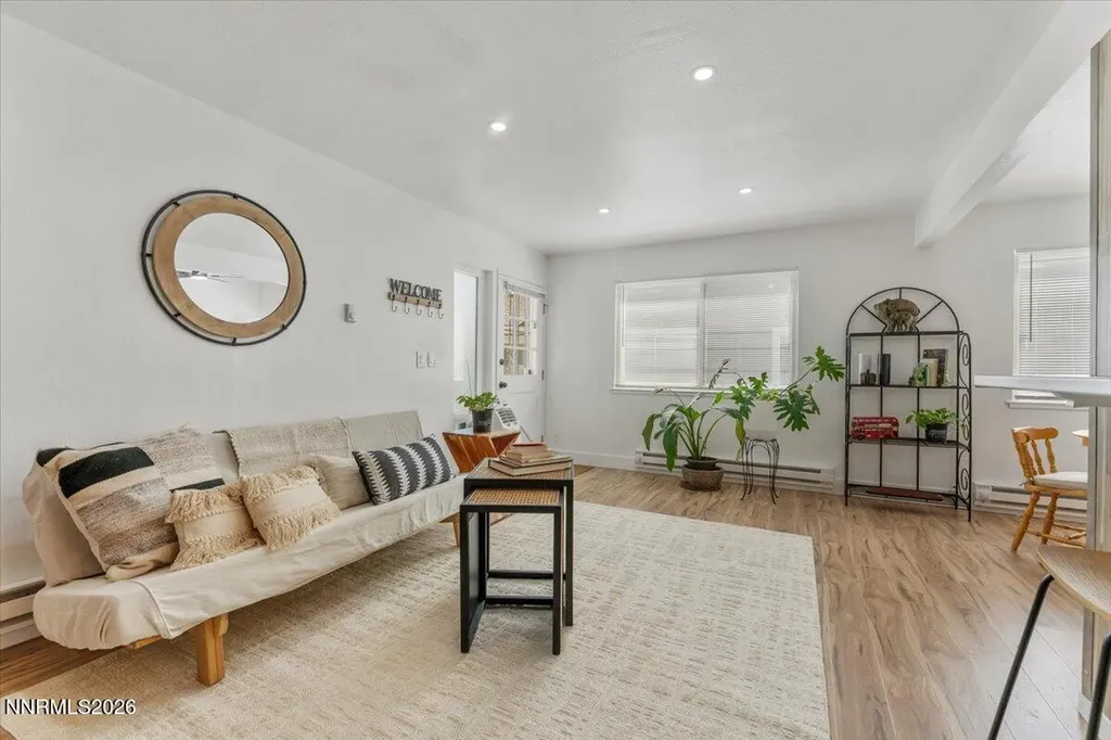 4951 Neil Reno NV 89502