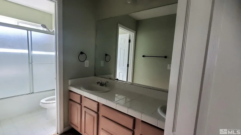 4858 Ramcreek Reno NV 89519
