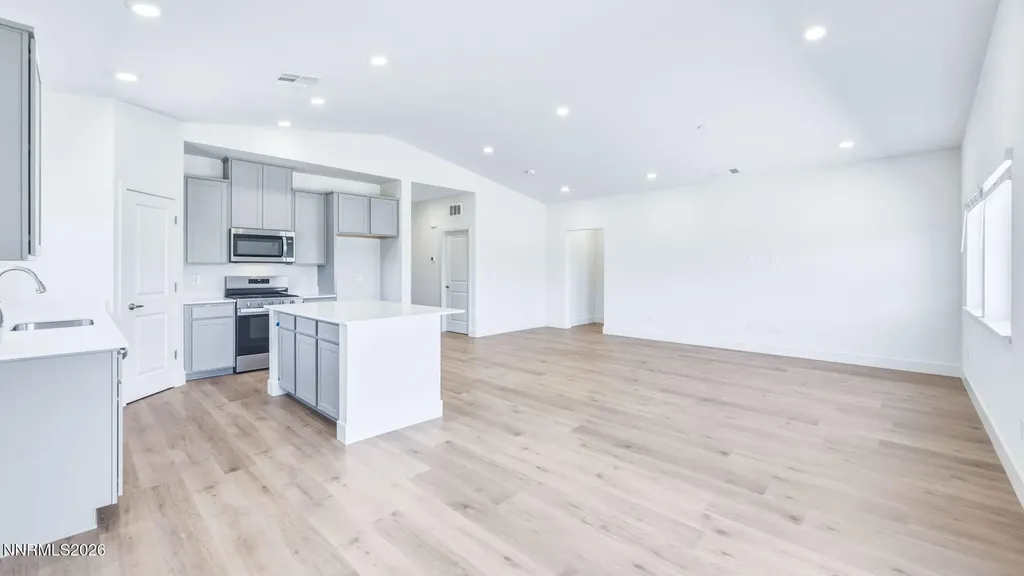 630 Fraser Dayton NV 89403