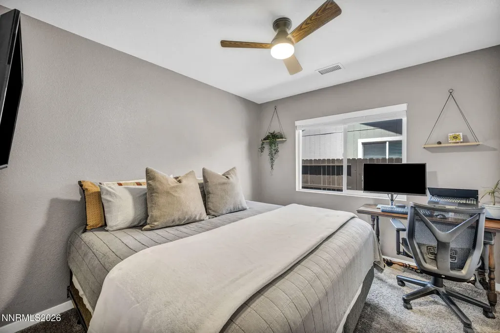 237 Glen Vista Dayton NV 89403