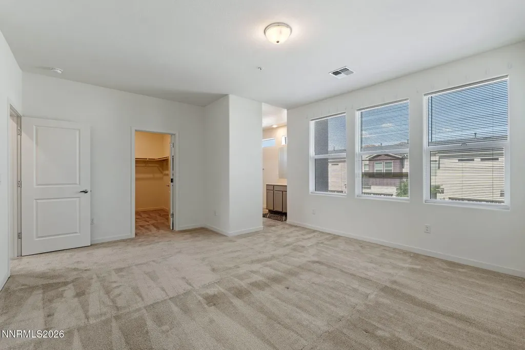 4903 Black Falcon Sun Valley NV 89433