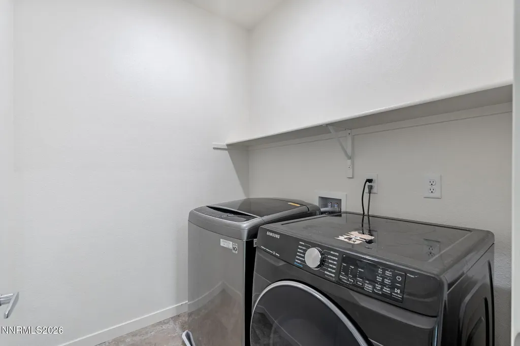 4903 Black Falcon Sun Valley NV 89433