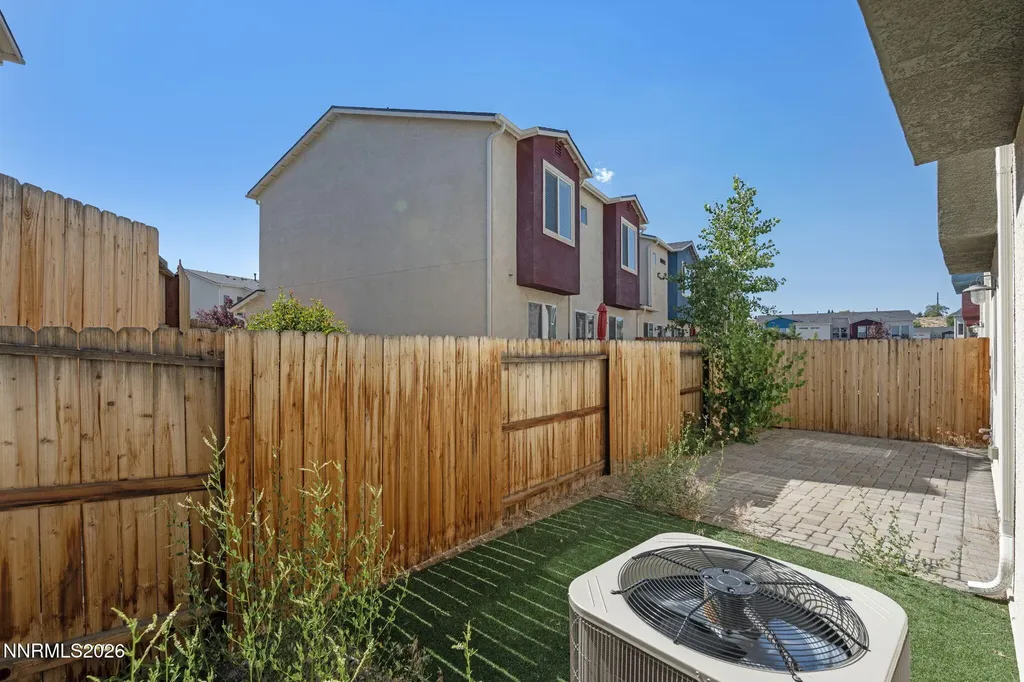 4903 Black Falcon Sun Valley NV 89433